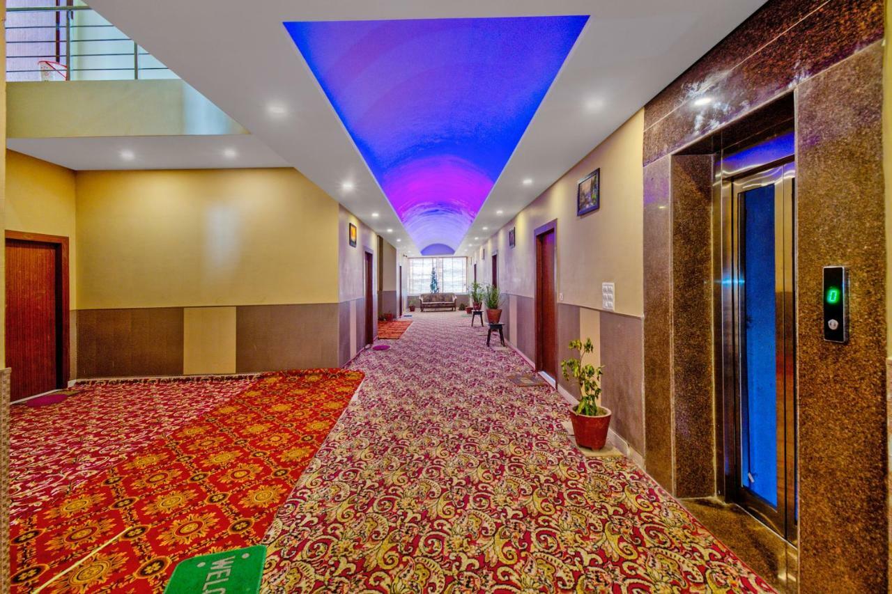 Capital O 40833 Maharaja Hotel & Restaurant Kashipur Экстерьер фото