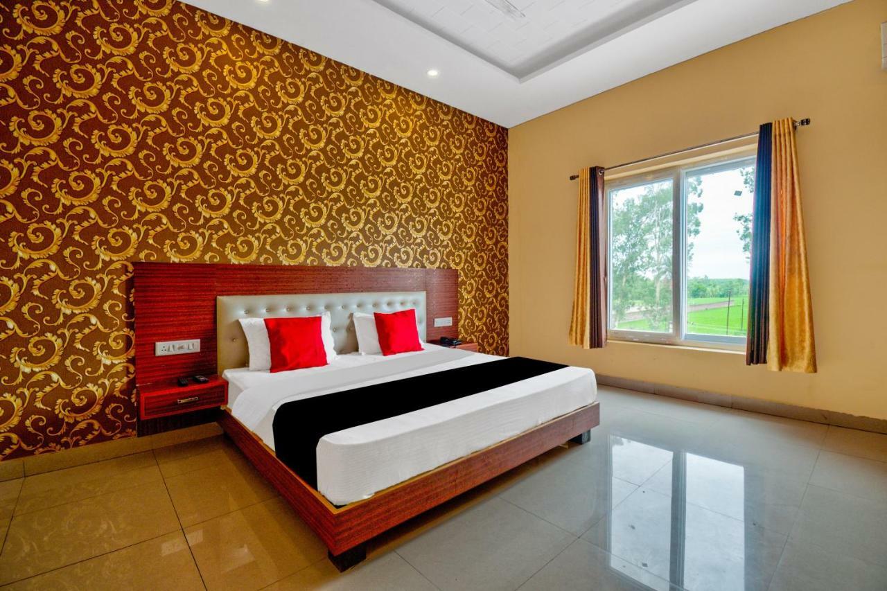 Capital O 40833 Maharaja Hotel & Restaurant Kashipur Экстерьер фото