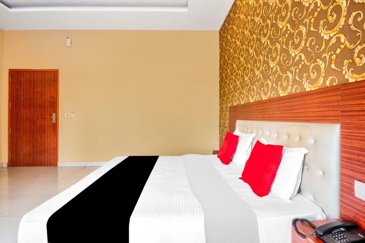 Capital O 40833 Maharaja Hotel & Restaurant Kashipur Экстерьер фото